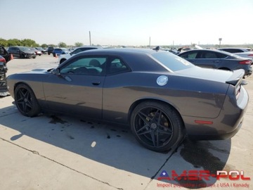 Dodge Challenger III 2017 Dodge Challenger _RT 392_Scat Pack_6.4 L_485 km_2017r 6.4 Benzyna 485KM, zdjęcie 2
