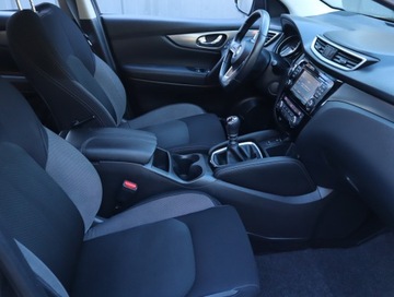 Nissan Qashqai II Crossover Facelifting 1.3 DIG-T  160KM 2018 Nissan Qashqai 1.3 DIG-T, Salon Polska, zdjęcie 8