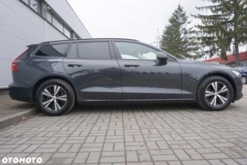 Volvo V60 II  Kombi 2.0 D3 150KM 2019 Volvo V60 Volvo V60 2.0 Diesel 150KM, zdjęcie 20