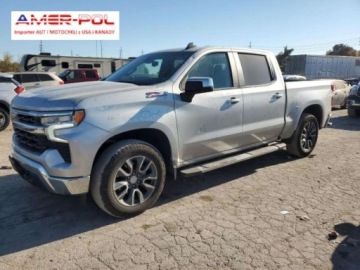 Chevrolet Silverado II 2022 Chevrolet Silverado 2022, 5.3L, 4x4, K1500 LT, po gradobiciu 5.3 Benzyna