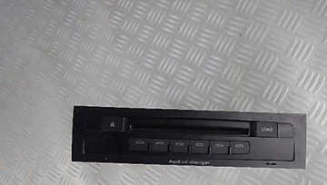 AUDI Q7 06-09 ZMIENIARKA CD