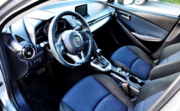 Mazda 2 III Hatchback 5d 1.5 SKY-G 90KM 2015 Mazda 2 Automat, Podgrzewane fotele, Czujniki parkowania tyl 1.5 Benzyna, zdjęcie 7