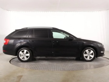 Skoda Octavia III Kombi Facelifting 1.5 TSI ACT 150KM 2019 Skoda Octavia 1.5 TSI, Salon Polska, Serwis ASO, zdjęcie 5