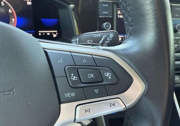 Volkswagen Taigo 1.0 TSI 110KM 2022 Volkswagen Taigo 1.0 TSI 110KM Life DSGGrzane FoteleSalonPLASOFV23, zdjęcie 17