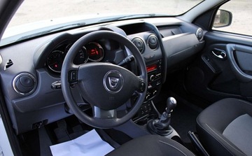 Dacia Duster I SUV Facelifting 1.2 TCe (Euro 6) 125KM 2017 Dacia Duster Stan IDEALNY Bezwypadkowy 1.2 Benzyna 125KM, zdjęcie 12