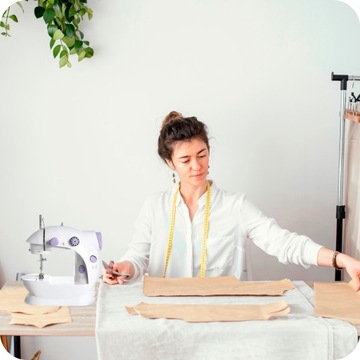 МИНИ-ПОРТАТИВНАЯ ШВЕЙНАЯ МАШИНА, ИГЛА ДЛЯ ШПУЛЬКИ НИТИ