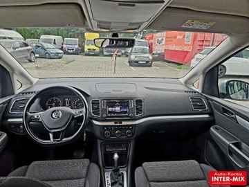 Volkswagen Sharan II Van Facelifting 2.0 TDI SCR 150KM 2015 Volkswagen Sharan Zarejestrowany gotowy do jazdy bogata wersja 2.0 Diesel, zdjęcie 19