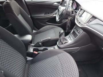 Opel Astra K Hatchback 5d 1.4 Turbo 125KM 2019 Opel Astra 1.4 T, Salon Polska, Klima, zdjęcie 8