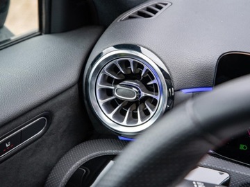 Mercedes Klasa A W177/V177 Hatchback Facelifting 2.0 220 190KM 2024 A Klasa 220 4-Matic AMG Line 2.0 (190KM) 2024, zdjęcie 9
