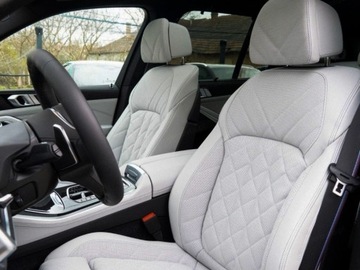 BMW X5 G05 SUV Facelifting 3.0 30d 298KM 2025 BMW X5 xDrive30d Sport Suv 3.0 (298KM) 2025, zdjęcie 6