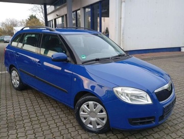 Skoda Fabia II Kombi 1.2 70KM 2008 Skoda Fabia 1.2 Combi PROSTA benzyna KLIMATYZACJA 157 tys. przebiegu 1.2, zdjęcie 25