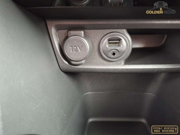 Peugeot 2008 I SUV 1.2 VTi 82KM 2014 Peugeot 2008 1,2 BEZ 82KM klima elektryka wspomaganie navi pdc oplacony, zdjęcie 19