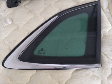 SKODA SCALA SZYBA TYLNA PRAWA KAROSERYJNA TRÓJKAT CHROM 657845298C