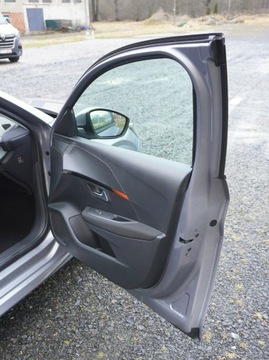 Peugeot 208 II Hatchback 1.2 PureTech 75KM 2021 Peugeot 208 2021 Rok Bogate wyposażenie, zdjęcie 14