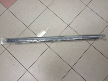 1K4837477D 5AP LIŠTA ZHRNUJÍCÍ GOLF V