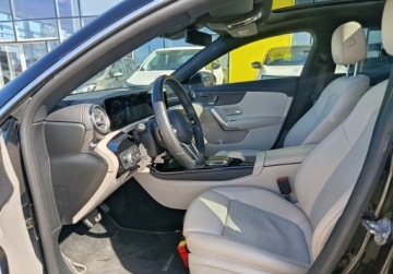 Mercedes CLA C118/X118 Coupe 2.0 220 190KM 2019 Mercedes-Benz CLA Salon Polska. Bezwypadkowy 2.0 Benzyna 190KM, zdjęcie 11