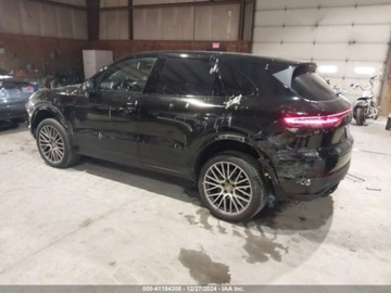 Porsche Cayenne III 2023 Porsche Cayenne Platinum Edition, 2023r., 4x4, 3.0L 3.0 Benzyna 335KM, zdjęcie 3