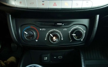 Fiat Tipo II Sedan 1.4 95KM 2019 Fiat Tipo 1.4 benzyna Salon Polska 95KM niski przebieg - 1 wlasciciel 1.4, zdjęcie 18