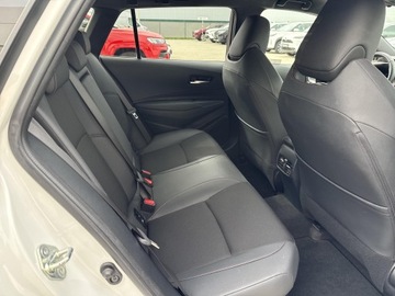 Toyota Corolla XII TS Kombi Facelifting 2.0 Hybrid Dynamic Force 196KM 2023 Toyota Corolla 2.0 Hybrid GR Sport Dynamic Seria E, zdjęcie 7