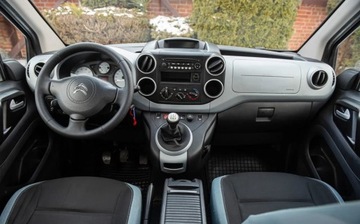 Citroen Berlingo II Van Long Facelifting 1.6 HDi 92KM 2013 Citroen Berlingo Do Przewozu Osob Niepelnosprawnych Z winda Pefron Vat, zdjęcie 22