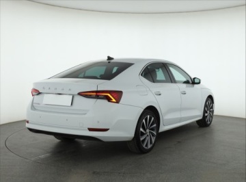 Skoda Octavia IV Liftback 1.5 TSI EVO 150KM 2021 Skoda Octavia 1.5 TSI, Salon Polska, zdjęcie 4