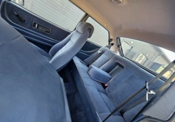 Saab 900 I Hatchback 2.0 i 16V 128KM 1992 Saab 900 Rezerwacja KROKODYL 900 2,0 16V Klima Automat 2.0 Benzyna 128KM, zdjęcie 3