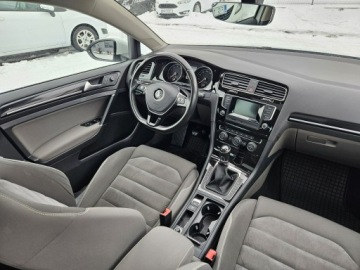 Volkswagen Golf VII Hatchback 3d 1.4 TSI BlueMotion Technology 125KM 2016 Volkswagen Golf 1,4 Benzyna 125KM LED Highline, zdjęcie 8