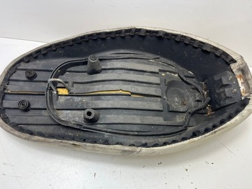 YAMAHA BWS BOOSTER 50 СИДЕНЬЕ