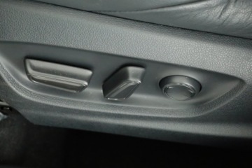 Toyota C-HR I Crossover Facelifting 2.0 Hybrid Dynamic Force 184KM 2021 Toyota C-HR 2.0 Hybrid, Salon Polska, zdjęcie 8