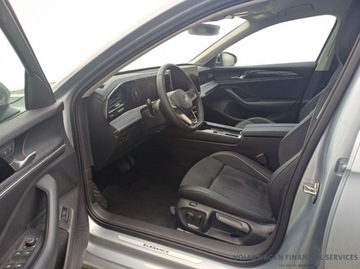 Volkswagen Passat B8 Variant Facelifting 2.0 TDI SCR 150KM 2024 Volkswagen Passat VW Passat 2.0 TDI 150KM DSG Variant Elegance IQ.Light, zdjęcie 4