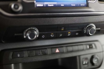 Toyota 2022 Toyota Proace Verso Kombi 2.0 D-4D Long 2.0 Diesel 145KM, zdjęcie 34