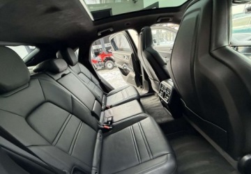 Porsche Cayenne III SUV Turbo 4.0 550KM 2019 Porsche Cayenne Porsche Cayenne 4.0 Benzyna 550KM, zdjęcie 31