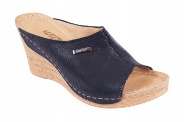 Женские тапочки черная кожаная комната R.38