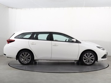 Toyota Auris II Touring Sports Facelifting 1.6 Valvematic 132KM 2018 Toyota Auris 1.6 Valvematic, Salon Polska, GAZ, zdjęcie 5