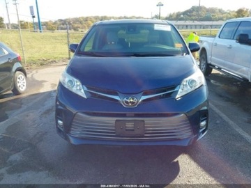 Toyota Sienna III 2020 Toyota Sienna xle premium, 2020r., 3.5L 3.5 Benzyna 296KM, zdjęcie 4