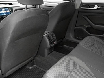 Volkswagen Arteon Fastback Facelifting 2.0 TDI SCR 150KM 2021 Volkswagen Arteon 2.0 TDI Essence DSG Podgrz.f, zdjęcie 21