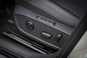 Cupra Leon II Hatchback Facelifting 1.5 eTSI MHEV 150KM 2026 Cupra Leon 1.5 eTSI 150 KM DSG - Dostępny od, zdjęcie 9