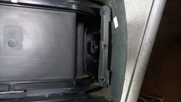 LOKETNÍ OPĚRKA RENAULT SCENIC II