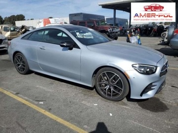 Mercedes Klasa E W213 2021 Mercedes-Benz Klasa E 2021, 3.0L, od ubezpieczalni 3.0 Benzyna 362KM