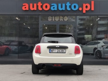 Mini One II 2016 MINI F56 Hatchback 1.2 102KM , Manual, Przebieg 83816, zdjęcie 17