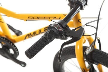 АМУЛЕТ (II. Качество) 20 Speedy SR, желтый/черный, 2023 г. Размер 20