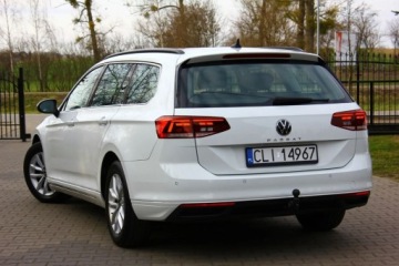 Volkswagen Passat B8 Variant Facelifting 2.0 TDI SCR 150KM 2020 Volkswagen Passat 2.0 TDI 150KM Bezwypadkowy 100 Serwisowany I Wlasciciel, zdjęcie 8