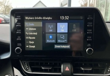 Toyota C-HR I Crossover Facelifting 2.0 Hybrid Dynamic Force 184KM 2020 Toyota C-HR Toyota C-HR 2.0 Hybrid Selection 2.0 Hybryda 184KM, zdjęcie 30