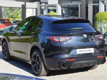 Alfa Romeo Stelvio SUV Facelifting 2023 2.0 GME Turbo 280KM 2025 ALFA ROMEO Stelvio Turbo Intensa Q4 Suv 2.0 (280KM) 2025, zdjęcie 3