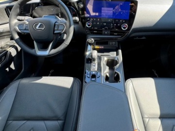 Lexus NX II SUV Facelifting 2.5 350h 200KM 2026 350h Prestige AWD 200KM | Wentylowane przednie fotele, zdjęcie 8