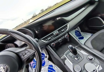Alfa Romeo Giulia II Sedan 2.9 V6 510KM 2017 Alfa Romeo Giulia Alfa Romeo Giulia 2.9 V6 Bi-Turbo AT8 Quadrifoglio 2.9, zdjęcie 6
