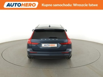 Volvo V60 II  Kombi 2.0 D4 190KM 2020 Volvo V60 2.0 D4 Automat AWD Momentum Pro Navi, zdjęcie 5