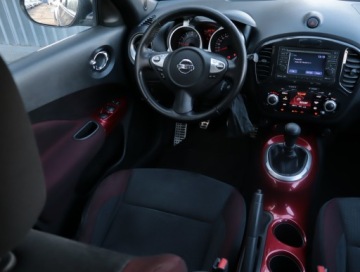 Nissan Juke I SUV 1.6 DIG-T 190KM 2011 Nissan Juke 1.6 DIG-T, Navi, Klima, Klimatronic, zdjęcie 6