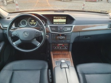 Mercedes Klasa E W212 Kombi 350 CDI BlueEFFICIENCY 265KM 2012 Mercedes E 350 3.0cdi V6 265KM 4Matic 2012r, zdjęcie 39