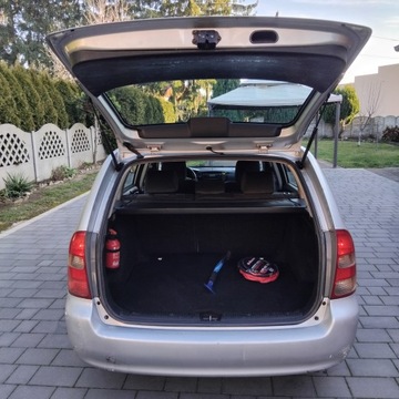 Toyota Corolla IX (E12) Kombi 2.0 D-4D 90KM 2004 Toyota Corolla Kombi E12T 2.0 D4D 2004r, zdjęcie 5